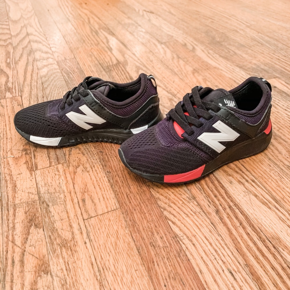 NEW BALANCE KIDS SNEAKERS